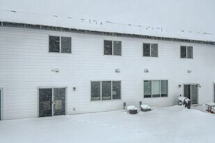 2110 Cleveland Ln S in Cambridge, MN - Building Photo