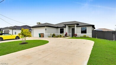 221 Chiquita Blvd N in Cape Coral, FL - Building Photo - Building Photo