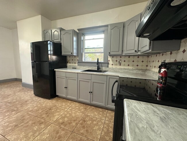 property at 1117 51st St