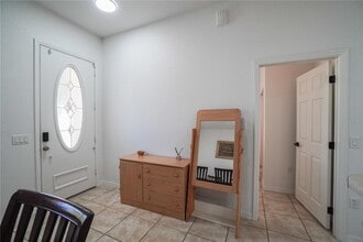 12113 Capilla Ln in Venice, FL - Foto de edificio - Building Photo