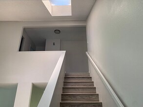 47-690-690 Halemanu St in Kaneohe, HI - Foto de edificio - Building Photo