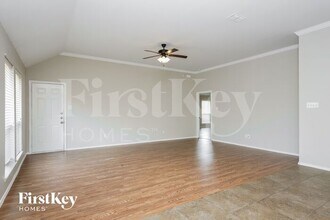 803 Huddleston Ct in Seagoville, TX - Building Photo - Building Photo