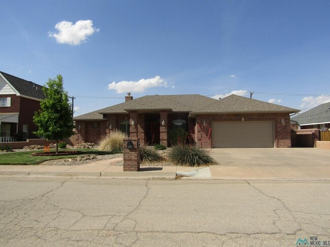 property at 2104 W Ray Ave