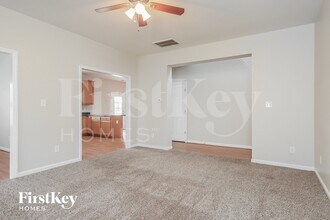 651 Cotton Brook Dr in Fuquay Varina, NC - Building Photo - Building Photo