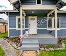 4536 Fawcett Ave in Tacoma, WA - Building Photo - Building Photo