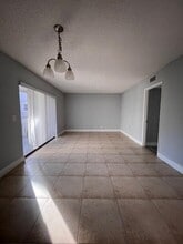 1541 Balfour Point Dr in Royal Palm Beach, FL - Building Photo - Building Photo