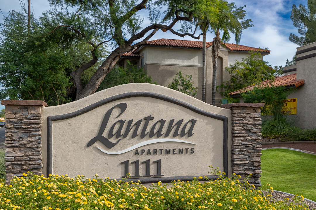 Lantana Apartments in Tucson, AZ - Foto de edificio