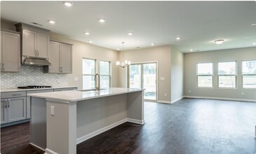 128 Blue Hydrangea Ln in Apex, NC - Building Photo - Building Photo
