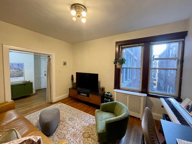 17 Gray St, Unit 2 in Cambridge, MA - Building Photo - Building Photo