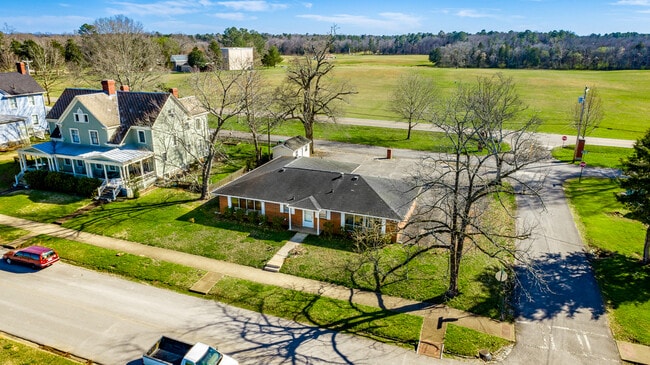 17 Barnhardt Cir in Fort Oglethorpe, GA - Building Photo - Building Photo