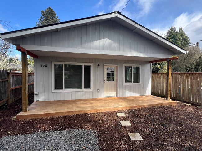 property at 137-137 Briarcliff Dr