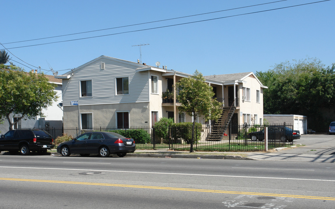 12771 Vanowen St in North Hollywood, CA - Building Photo