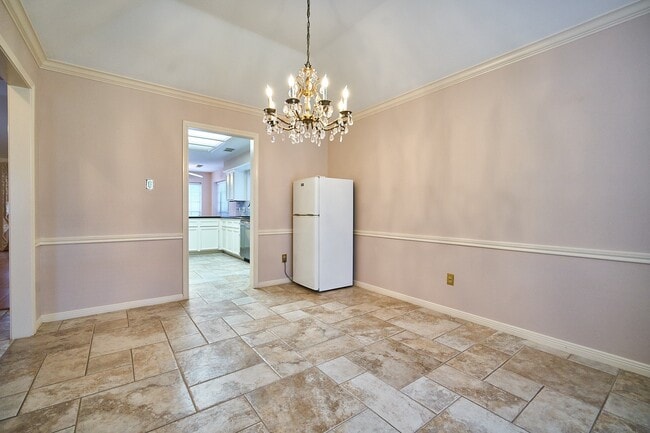 property at 5022 Moss Run Dr