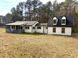 54 Hebron Church Rd in Dacula, GA - Building Photo