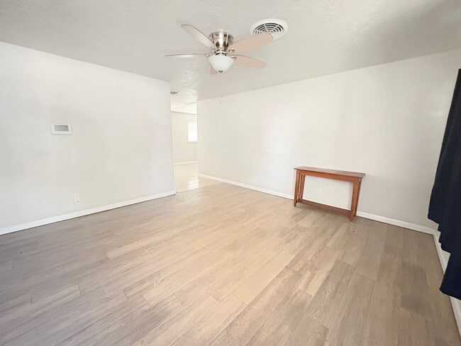 907 W Coal Ave in Hobbs, NM - Building Photo - Building Photo