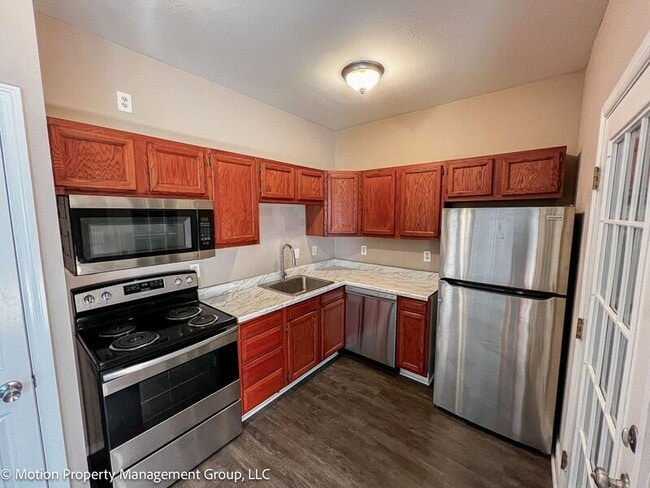 6918 Northside Dr in Chattanooga, TN - Building Photo - Building Photo