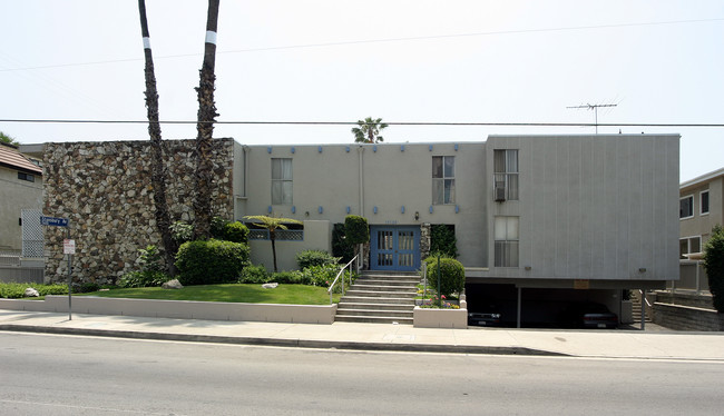 Burbank Park Apartments in Sherman Oaks, CA - Building Photo - Building Photo