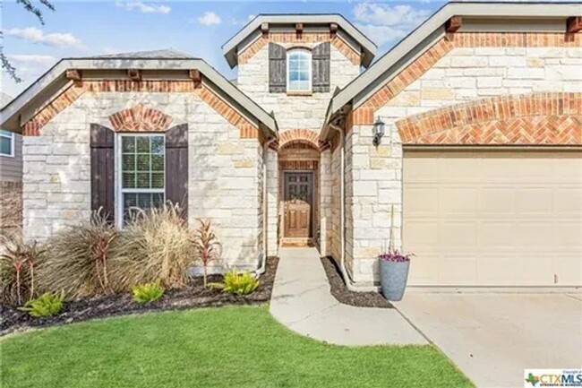 807 Old World Dr in Harker Heights, TX - Building Photo - Building Photo
