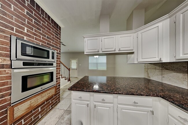 property at 18414 Arbormont Dr