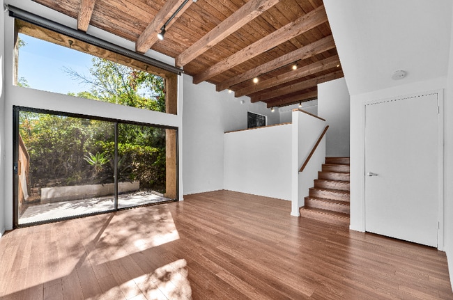 2717 Griffith Park Blvd in Los Angeles, CA - Building Photo - Building Photo