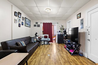 2814-2819 Summit Ave in Union City, NJ - Building Photo - Interior Photo