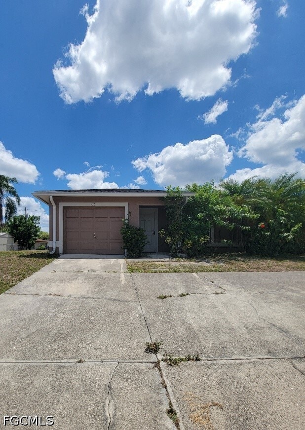 property at 306 Leeland Heights Blvd E