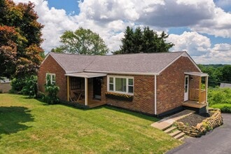 516 Thomas Richard Ln in Greensburg, PA - Building Photo - Building Photo