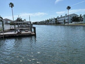 324 6th Ave in Indian Rocks Beach, FL - Building Photo - Building Photo