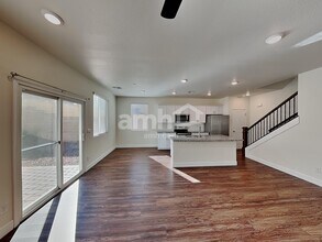 83 Foxridge Swings Ln in Henderson, NV - Building Photo - Building Photo