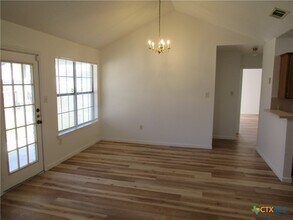 3004 Honeysuckle Cir in Killeen, TX - Building Photo - Building Photo