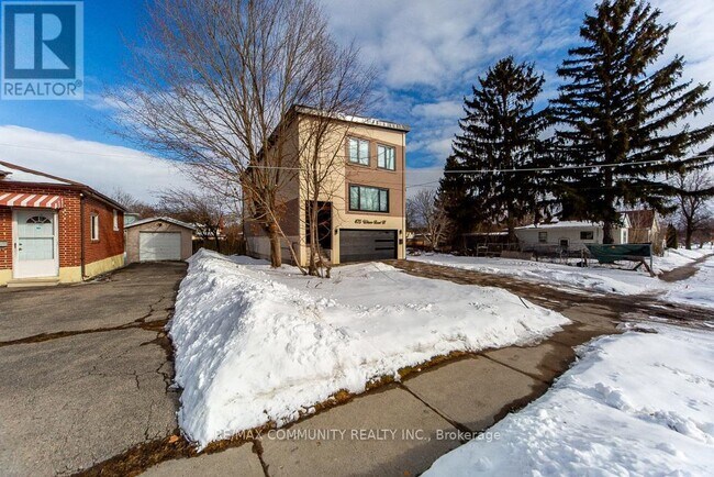 475 Wilson Rd N in Oshawa, ON - Building Photo - Building Photo