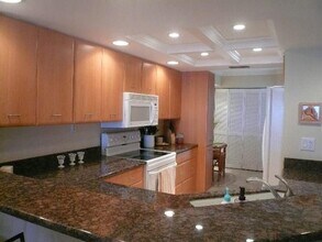 1026 Flamevine Ln in Vero Beach, FL - Building Photo - Building Photo