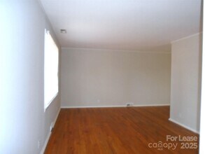 5100 Baker Dr in Charlotte, NC - Building Photo - Building Photo