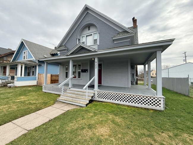 property at 922 E Ermina Ave