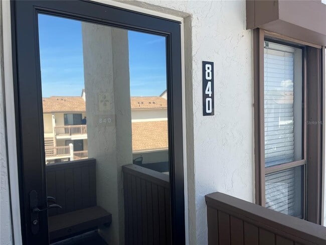 840 Bird Bay Way in Venice, FL - Building Photo - Building Photo