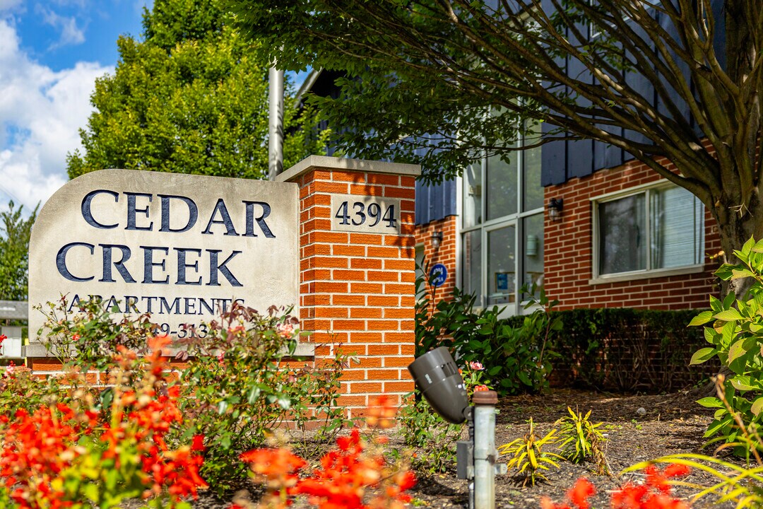 Cedar Creek Apartments in Okemos, MI - Building Photo