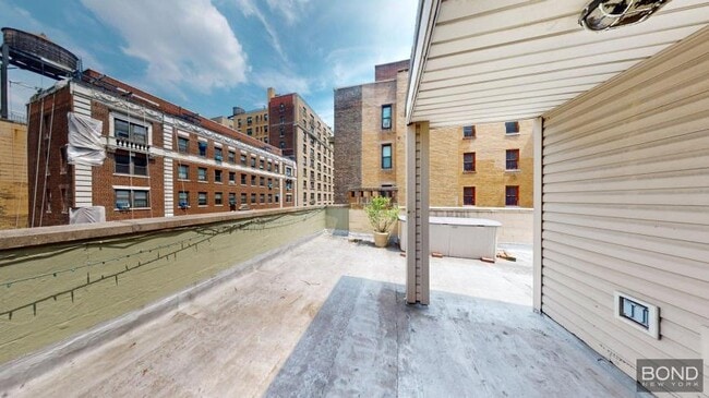 property at 314 W 104th St