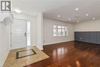 10 Albemarle St in Brantford, ON - Building Photo - Building Photo