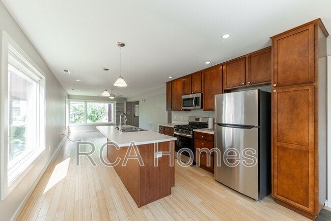 2013 Bellefontaine St in Indianapolis, IN - Building Photo - Building Photo