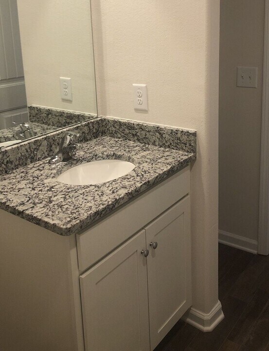 3994 Meredith Woods Ln in Winston-Salem, NC - Building Photo