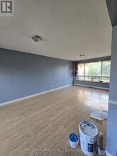 11 Durham Crescent in Brampton, ON - Building Photo - Building Photo