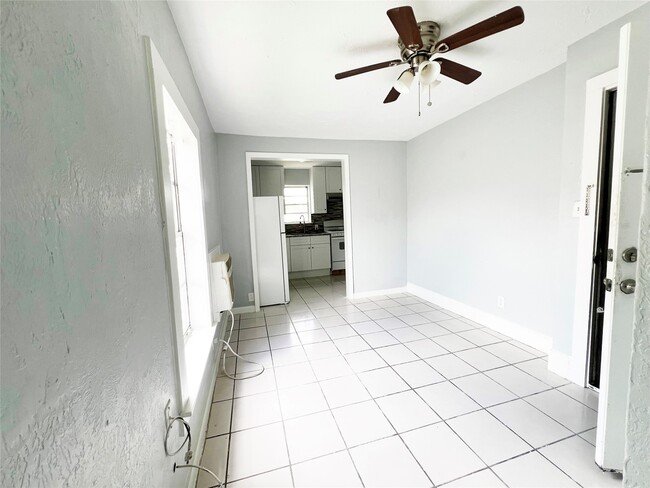 103 Cosmos St in Houston, TX - Building Photo - Building Photo