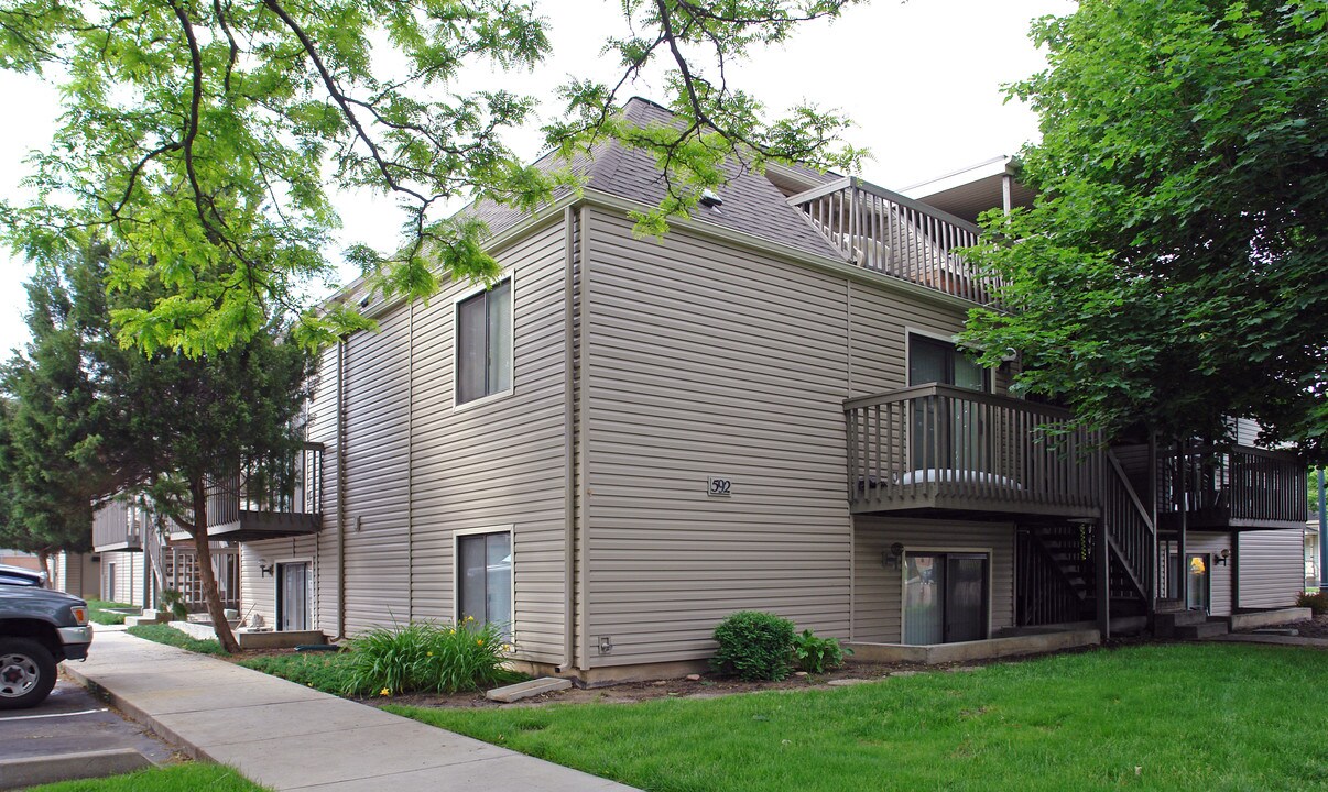 River Terrace in Boise, ID - Building Photo