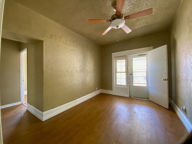 1115 E 41st St in Kansas City, MO - Building Photo - Building Photo