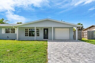 406 Laurel St in Satellite Beach, FL - Building Photo - Building Photo