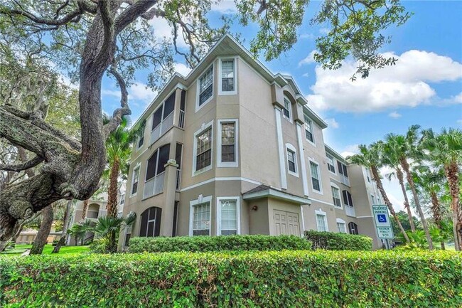 1224 S Hiawassee Rd in Orlando, FL - Foto de edificio - Building Photo