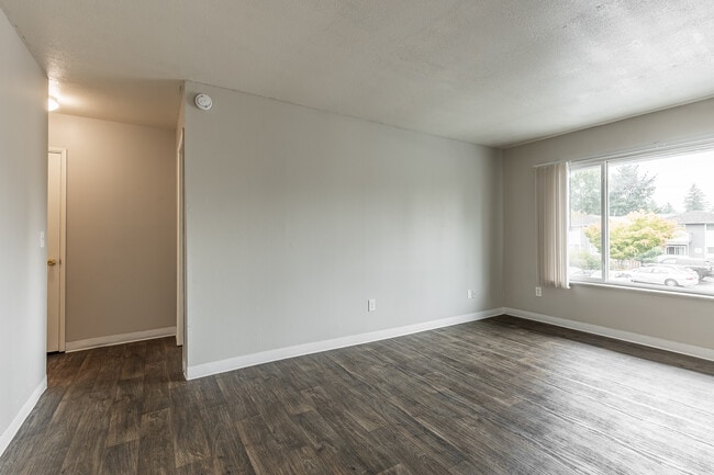 Keystone East in Portland, OR - Foto de edificio - Interior Photo