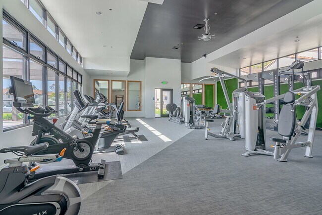 The Palms at Laguna Niguel in Laguna Niguel, CA - Building Photo - Building Photo