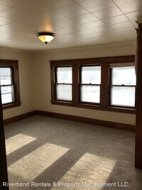 820 10th St E photo'