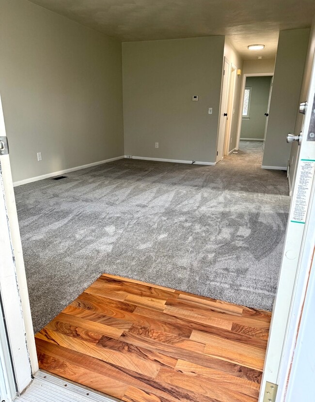 1600 Lockbridge Dr, Unit 1600 Lockbridge Dr.